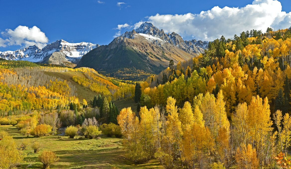 10 Epic Colorado Fall Activities For Your Next Adventure